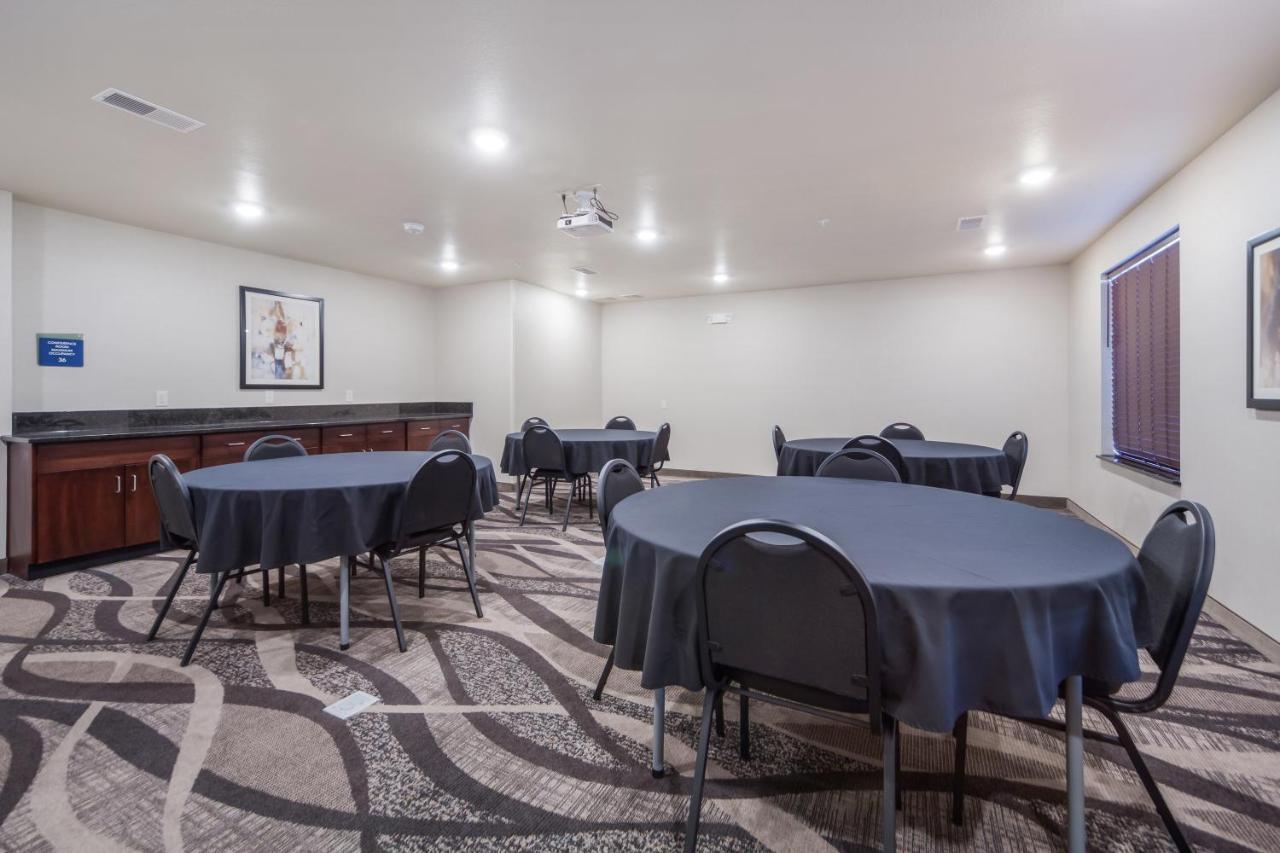 Cobblestone Inn & Suites - Holdrege Esterno foto
